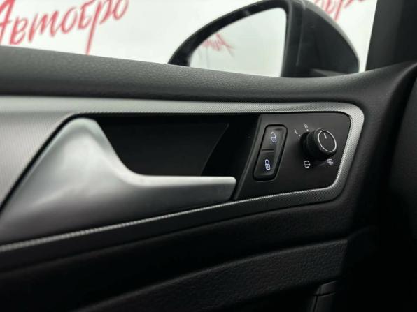 Volkswagen Golf VII Рестайлинг с пробегом 2018 года, цена 1 675 000 рублей, 122194 км, хэтчбек, Автокод Объявления