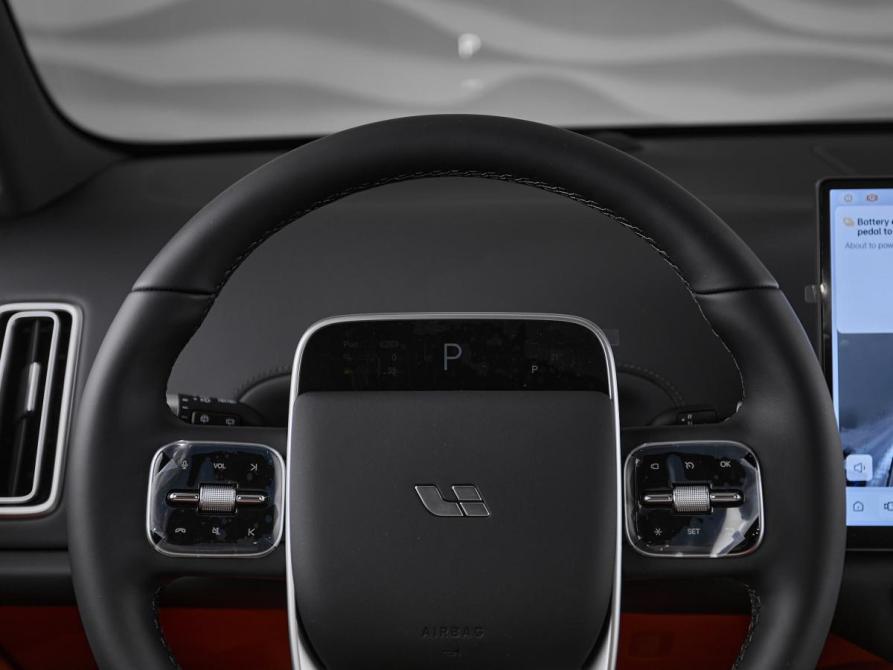 Li Auto (Lixiang) L6 Москва  - изображение 23