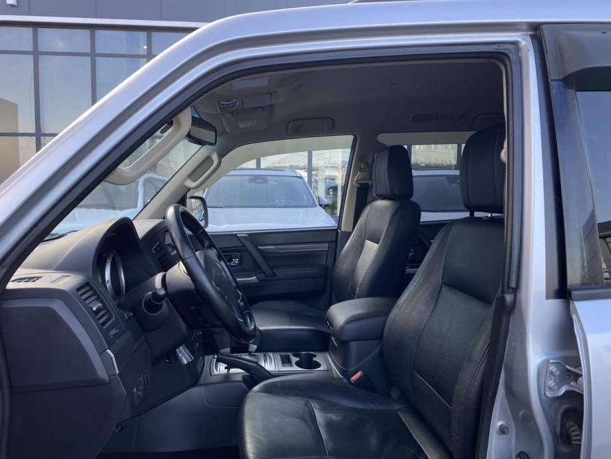 Mitsubishi Pajero IV Рестайлинг 1 Москва  - изображение 20