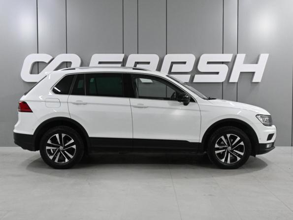 Volkswagen Tiguan II с пробегом 2019 года, цена 2 489 000 рублей, 157127 км, внедорожник, Автокод Объявления