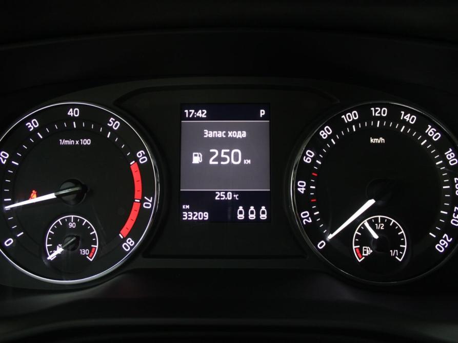 Skoda Octavia IV (A8) Старый Оскол  - изображение 23