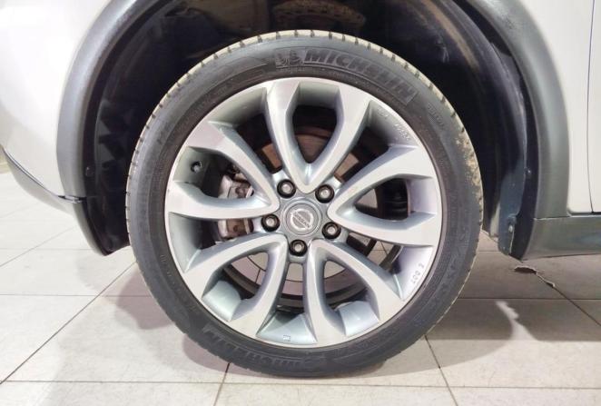 Nissan Juke I с пробегом 2012 года, цена 1 130 000 рублей, 201669 км, внедорожник, Автокод Объявления