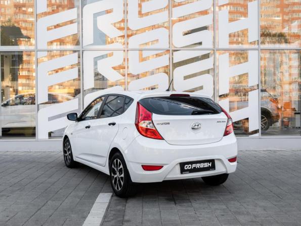 Hyundai Solaris I с пробегом 2014 года, цена 927 000 рублей, 139634 км, хэтчбек, Автокод Объявления