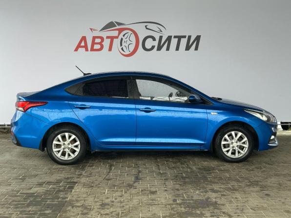 Hyundai Solaris II с пробегом 2017 года, цена 1 145 000 рублей, 118000 км, седан, Автокод Объявления