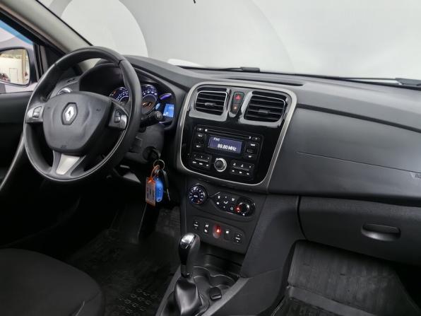 Renault Sandero II с пробегом 2016 года, цена 968 000 рублей, 117000 км, хэтчбек, Автокод Объявления