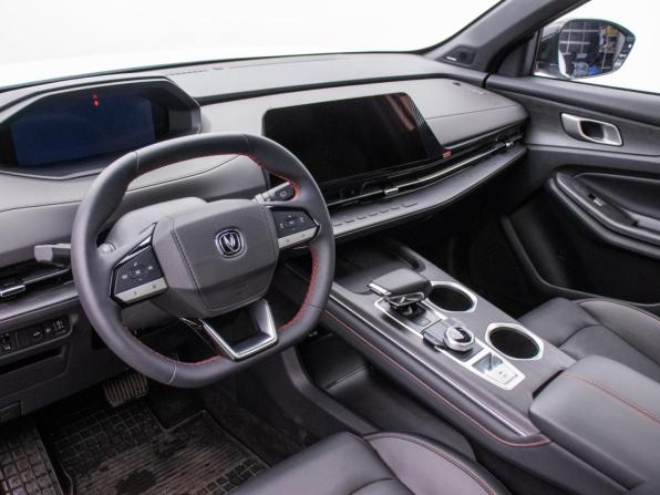 Changan UNI-S I с пробегом 2025 года, цена 2 325 000 рублей, 6130 км, внедорожник, Автокод Объявления