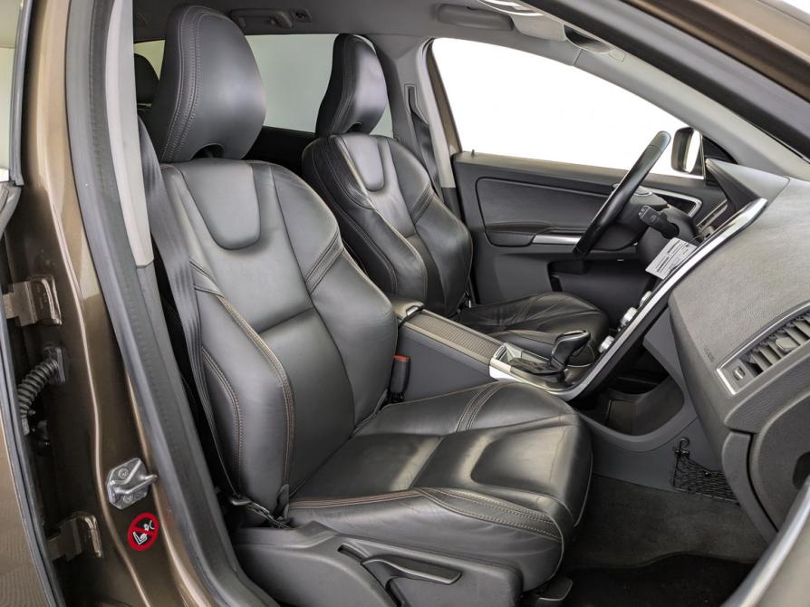 Volvo XC60 I Рестайлинг Москва  - изображение 19