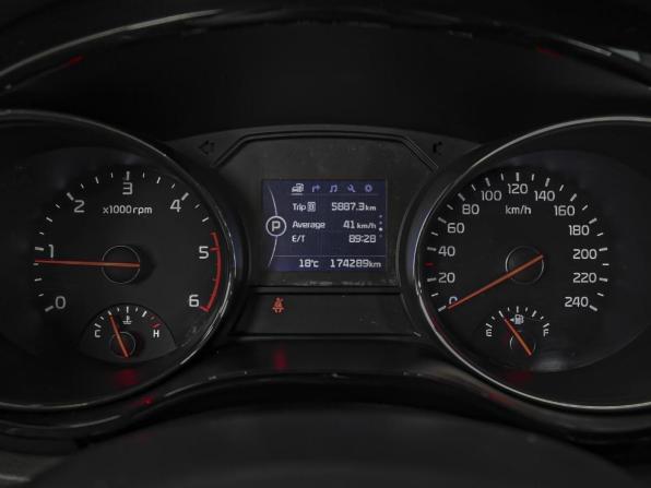 Kia Carnival III с пробегом 2017 года, цена 2 640 000 рублей, 174289 км, минивэн, Автокод Объявления