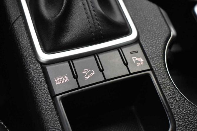 Kia Sportage IV с пробегом 2018 года, цена 2 045 000 рублей, 89494 км, внедорожник, Автокод Объявления