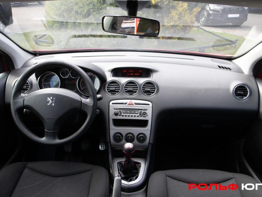 Peugeot 308 I Москва  - изображение 11