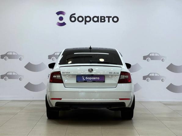 Skoda Octavia III (A7) Рестайлинг с пробегом 2019 года, цена 1 699 000 рублей, 124092 км, лифтбек, Автокод Объявления