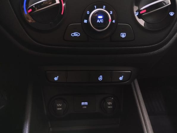 Hyundai Solaris II Рестайлинг с пробегом 2021 года, цена 1 410 000 рублей, 123130 км, седан, Автокод Объявления