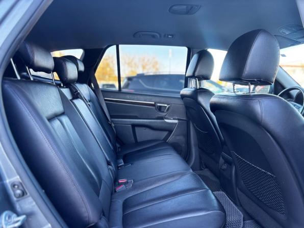 Hyundai Santa Fe II Рестайлинг с пробегом 2011 года, цена 1 250 000 рублей, 236112 км, внедорожник, Автокод Объявления