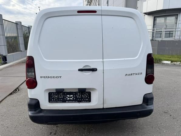 Peugeot Partner II с пробегом 2012 года, цена 455 000 рублей, 243734 км, фургон, Автокод Объявления