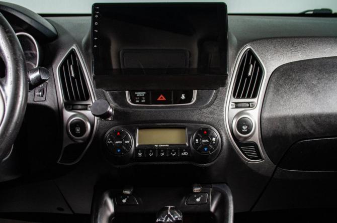 Hyundai ix35 I с пробегом 2012 года, цена 1 199 000 рублей, 320300 км, внедорожник, Автокод Объявления