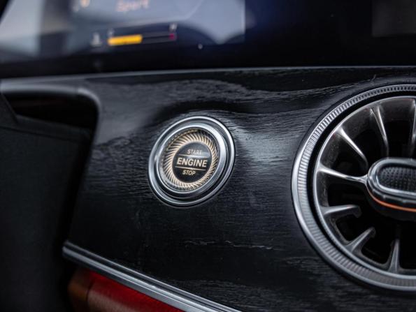 Mercedes-Benz E-Класс V (W213 S213 C238) с пробегом 2018 года, цена 4 028 000 рублей, 95745 км, купе-хардтоп, Автокод Объявления
