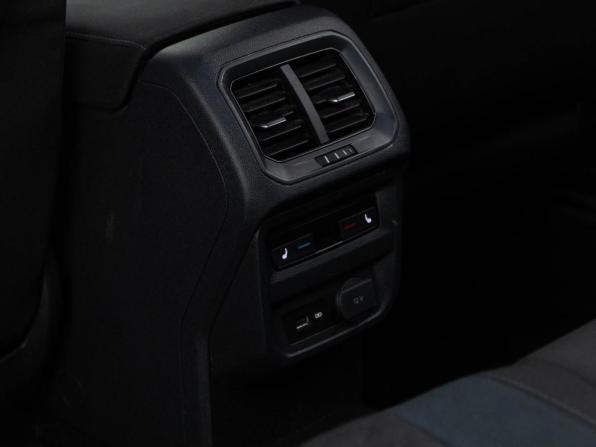 Volkswagen Tiguan II с пробегом 2020 года, цена 2 649 046 рублей, 102638 км, внедорожник, Автокод Объявления