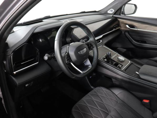 Geely Monjaro I Рестайлинг с пробегом 2025 года, цена 3 999 000 рублей, 12500 км, внедорожник, Автокод Объявления