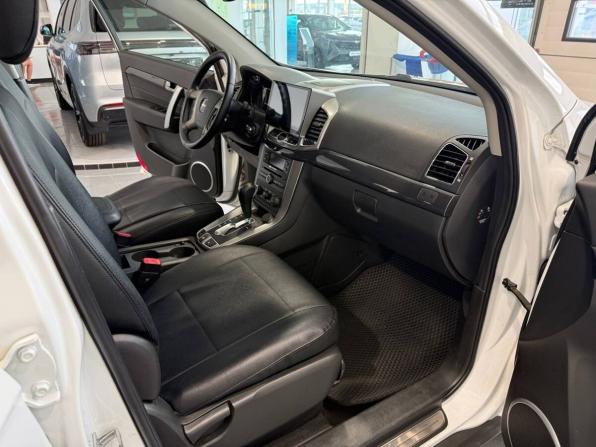 Chevrolet Captiva I Рестайлинг 2 с пробегом 2014 года, цена 1 150 000 рублей, 108354 км, внедорожник, Автокод Объявления