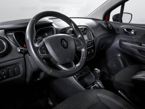 Renault Kaptur I с пробегом 2016 года, цена 1 080 000 рублей, 132482 км, внедорожник, Автокод Объявления