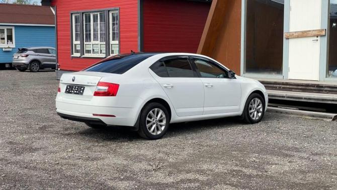 Skoda Octavia III (A7) Рестайлинг с пробегом 2017 года, цена 1 790 000 рублей, 124558 км, лифтбек, Автокод Объявления