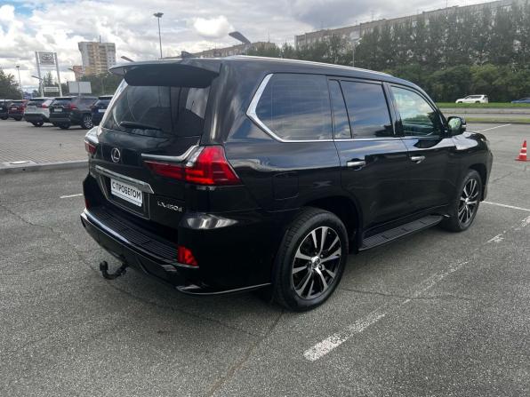 Lexus LX III Рестайлинг 2 с пробегом 2018 года, цена 6 925 000 рублей, 175665 км, внедорожник, Автокод Объявления