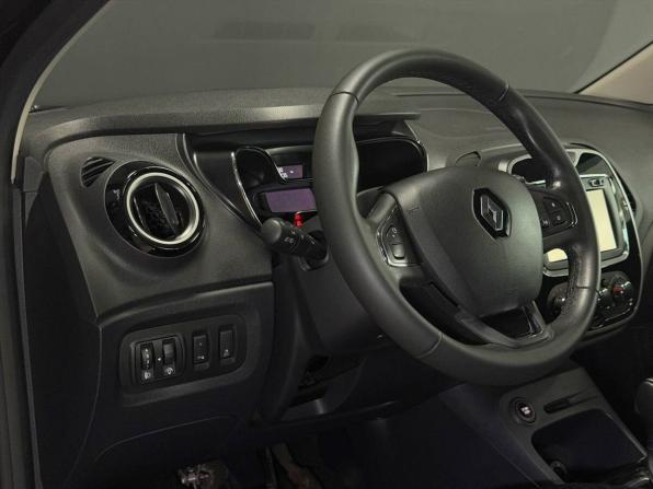 Renault Kaptur I с пробегом 2017 года, цена 1 988 000 рублей, 47130 км, внедорожник, Автокод Объявления
