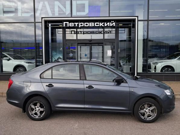 Skoda Rapid I с пробегом 2016 года, цена 1 080 000 рублей, 90136 км, лифтбек, Автокод Объявления