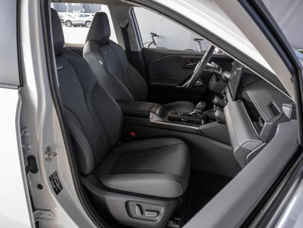 Toyota RAV4 VI (XA60) с пробегом 2026 года, цена 4 350 000 рублей, 44 км, внедорожник, Автокод Объявления