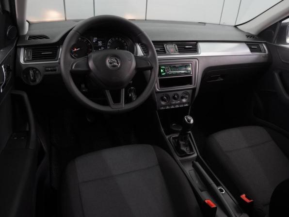 Skoda Rapid I с пробегом 2016 года, цена 979 000 рублей, 185106 км, лифтбек, Автокод Объявления