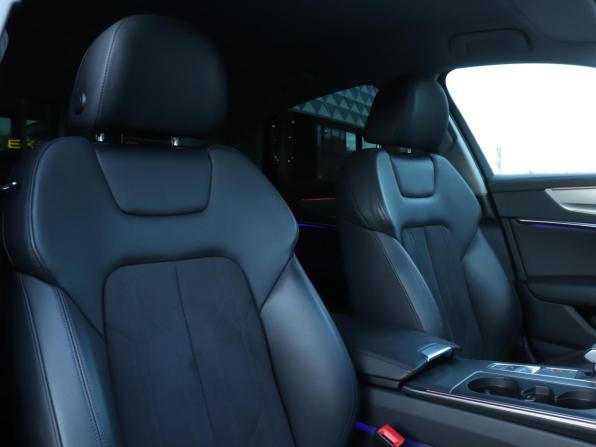 Audi A6 V (C8) с пробегом 2021 года, цена 4 100 000 рублей, 107800 км, седан, Автокод Объявления