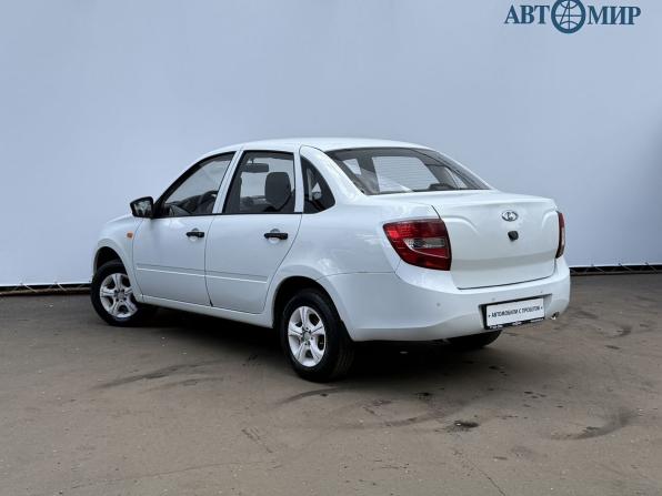 Lada (ВАЗ) Granta I с пробегом 2015 года, цена 370 000 рублей, 87077 км, седан, Автокод Объявления