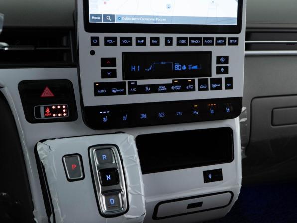 Hyundai Staria I с пробегом 2024 года, цена 6 755 055 рублей, 100 км, минивэн, Автокод Объявления