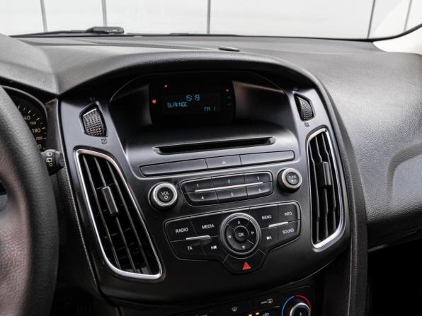 Ford Focus III Рестайлинг с пробегом 2018 года, цена 1 095 000 рублей, 117097 км, универсал, Автокод Объявления