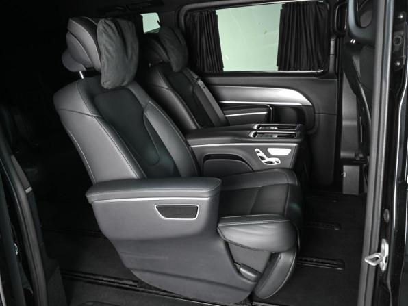 Mercedes-Benz V-Класс III (W447) Рестайлинг 2 с пробегом 2025 года, цена 12 499 000 рублей, 20685 км, минивэн, Автокод Объявления