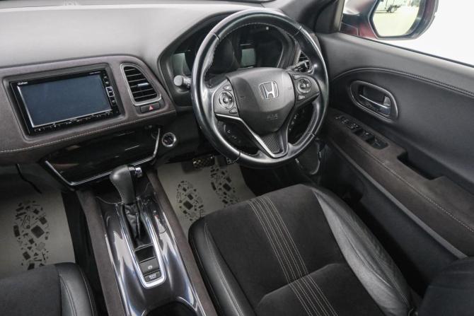 Honda Vezel I с пробегом 2018 года, цена 1 699 000 рублей, 98000 км, внедорожник, Автокод Объявления