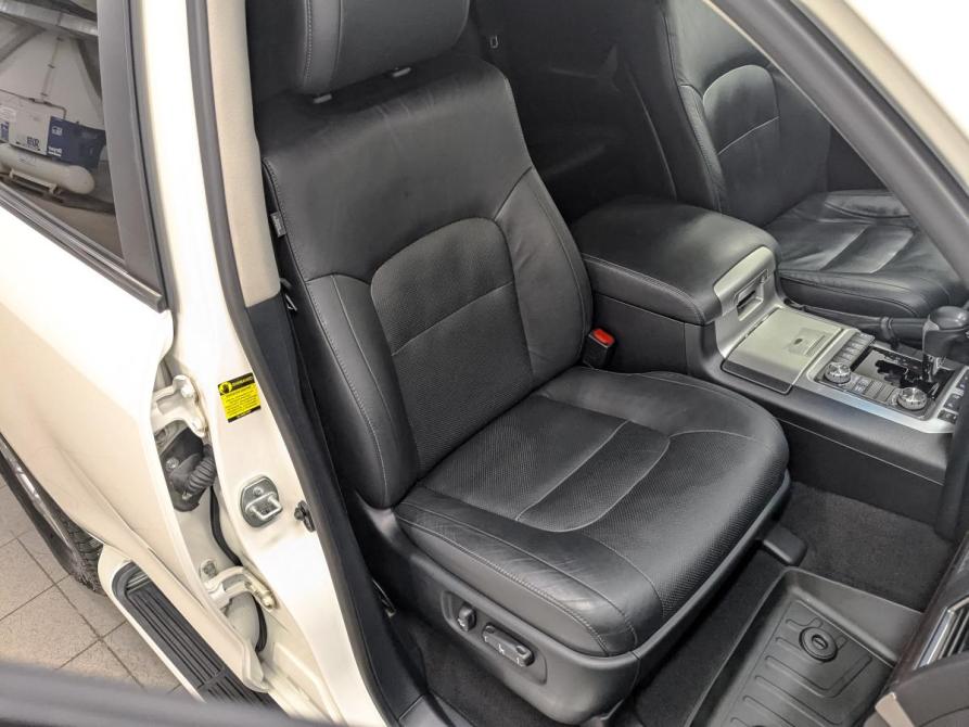 Toyota Land Cruiser 200 Series Рестайлинг 2 Москва  - изображение 23