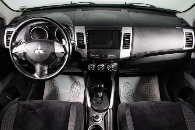 Mitsubishi Outlander III с пробегом 2012 года, цена 1 099 000 рублей, 220000 км, внедорожник, Автокод Объявления