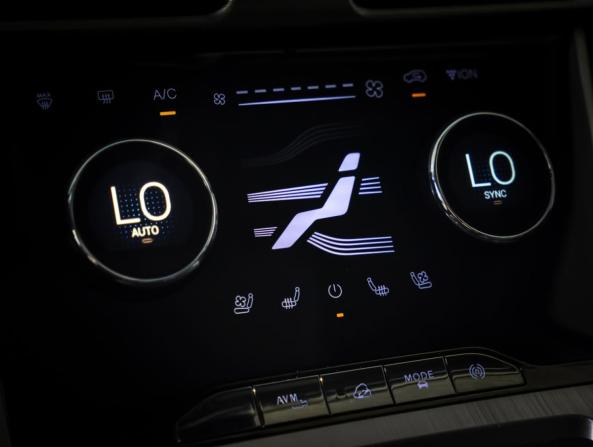 Exeed TXL I Рестайлинг с пробегом 2023 года, цена 2 370 000 рублей, 71941 км, внедорожник, Автокод Объявления