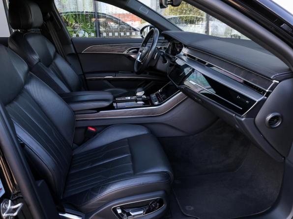 Audi A8 IV (D5) Рестайлинг с пробегом 2022 года, цена 6 998 000 рублей, 53718 км, седан, Автокод Объявления