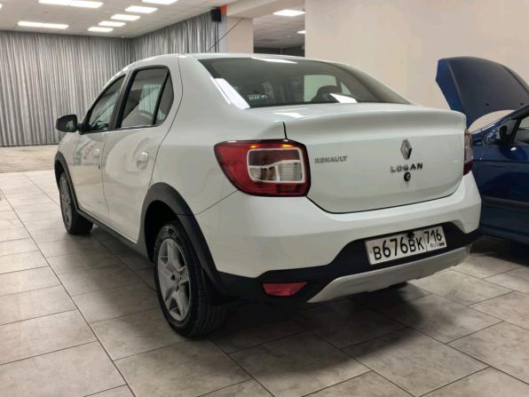 Renault Logan II Рестайлинг с пробегом 2018 года, цена 935 000 рублей, 152610 км, седан, Автокод Объявления