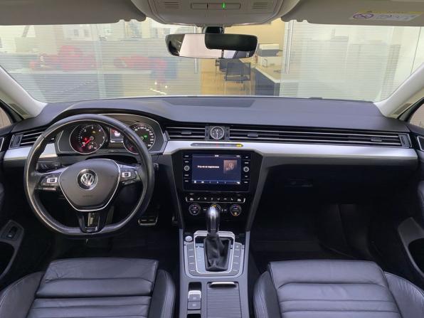 Volkswagen Passat B8 с пробегом 2018 года, цена 2 265 000 рублей, 98700 км, седан, Автокод Объявления