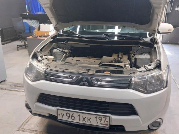 Mitsubishi Outlander III с пробегом 2012 года, цена 1 050 000 рублей, 155459 км, внедорожник, Автокод Объявления