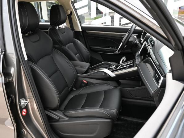 Geely Atlas Pro с пробегом 2024 года, цена 2 299 000 рублей, 14850 км, внедорожник, Автокод Объявления