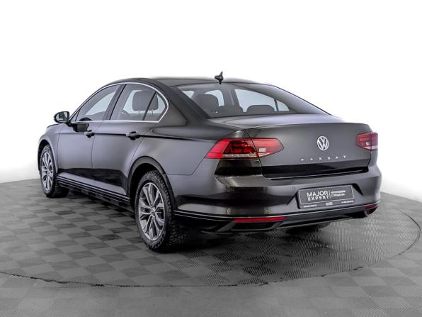 Volkswagen Passat B8 Рестайлинг с пробегом 2020 года, цена 2 459 000 рублей, 33972 км, седан, Автокод Объявления