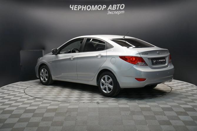 Hyundai Accent IV с пробегом 2011 года, цена 898 000 рублей, 207500 км, седан, Автокод Объявления