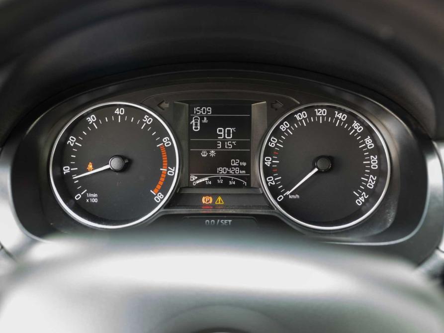 Skoda Rapid I Новосибирск  - изображение 12