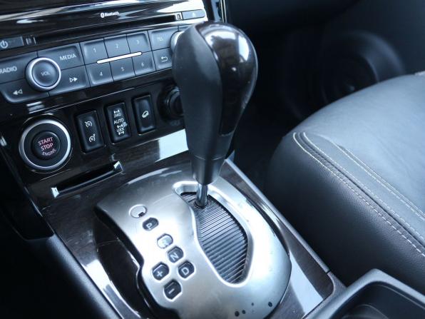 Renault Koleos I Рестайлинг 2 с пробегом 2014 года, цена 990 000 рублей, 252518 км, внедорожник, Автокод Объявления