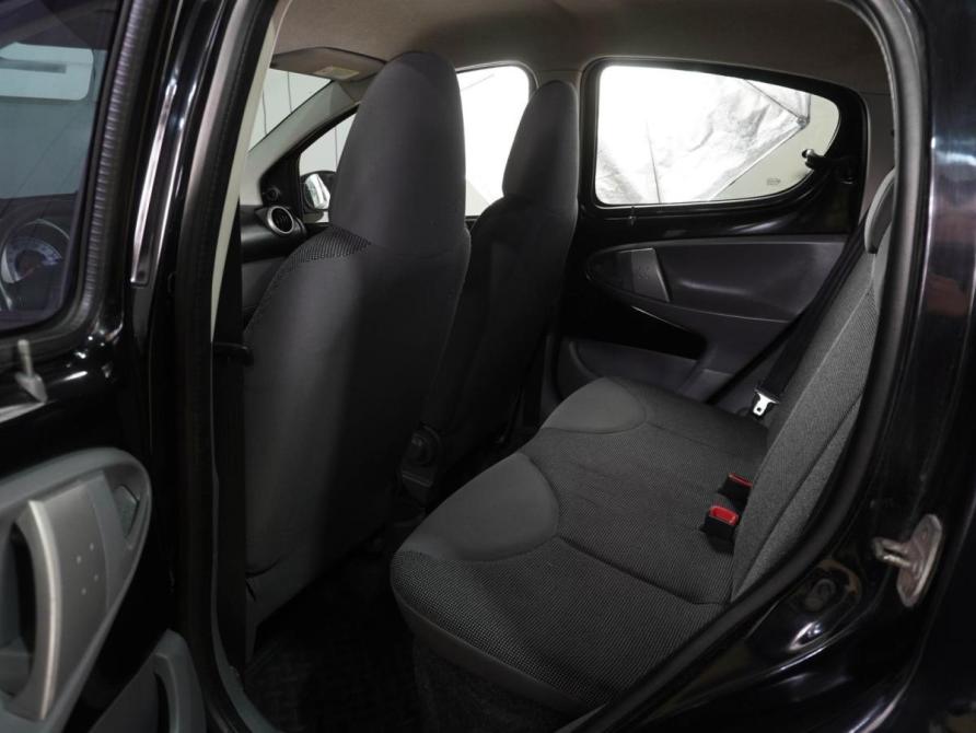 Peugeot 107 I Воронеж  - изображение 11