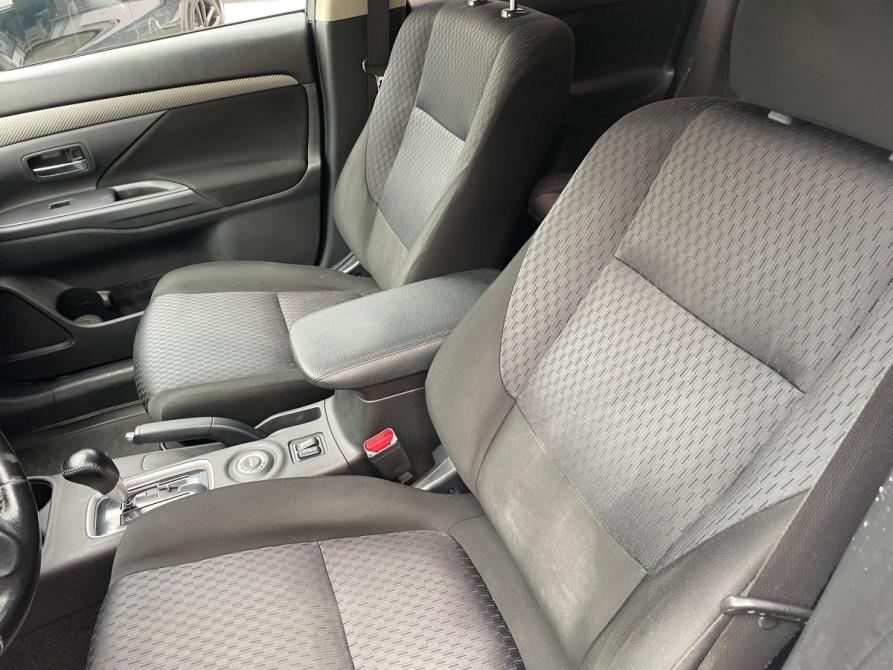 Mitsubishi Outlander III Рестайлинг Санкт-Петербург  - изображение 13